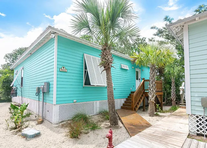 Spacious House With Ocean Views And Private Entrance