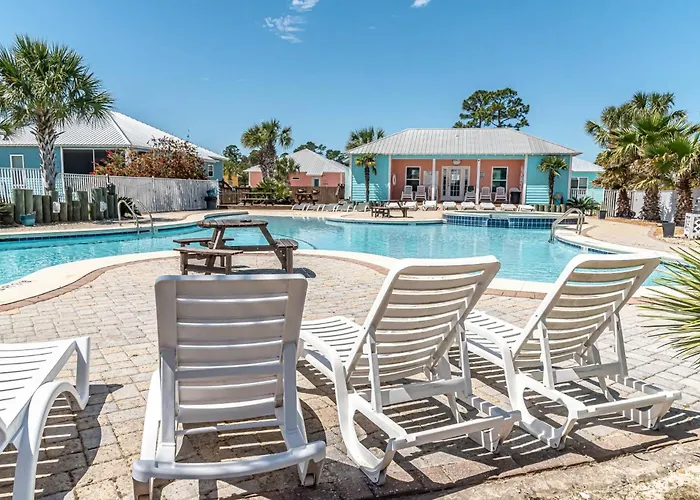 Spacious House With Ocean Views And Private Entrance *