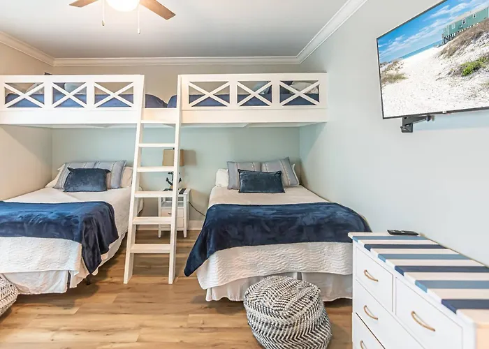 Spacious House With Ocean Views And Private Entrance