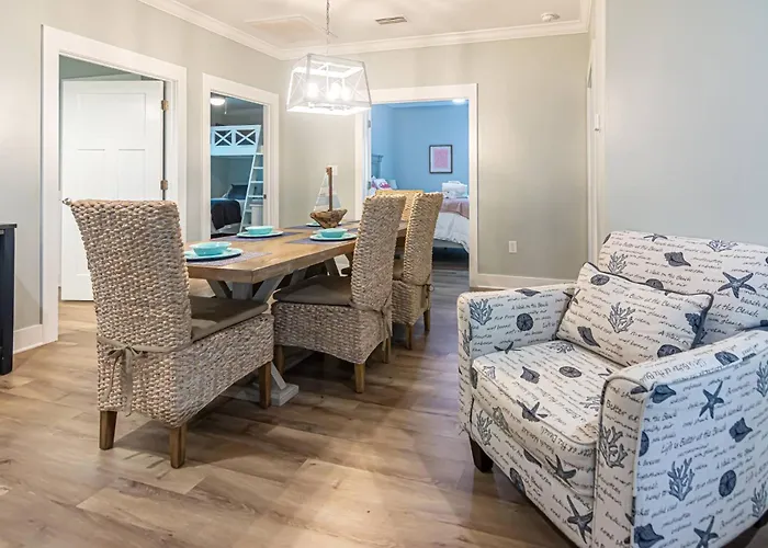 Spacious House With Ocean Views And Private Entrance Holiday home *