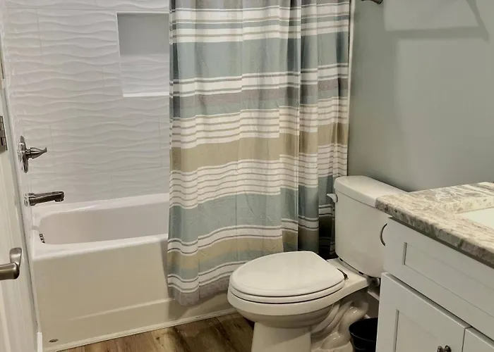 Spacious House With Ocean Views And Private Entrance Holiday home
