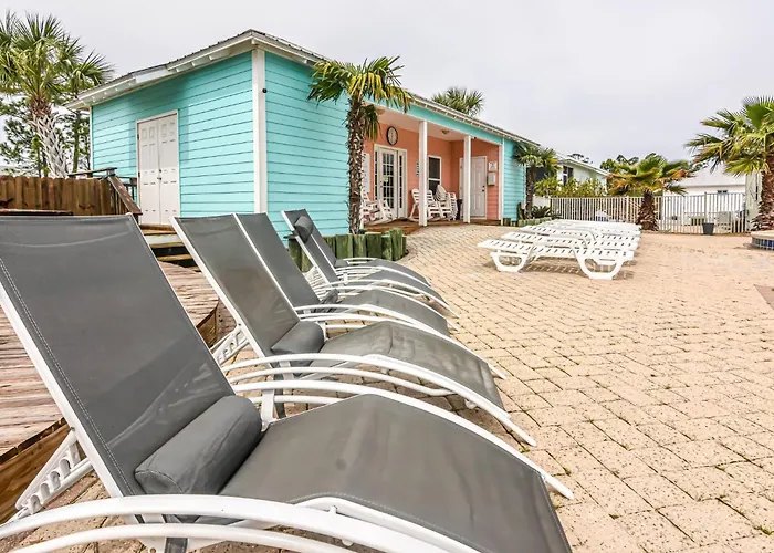 Holiday home Spacious House With Ocean Views And Private Entrance *